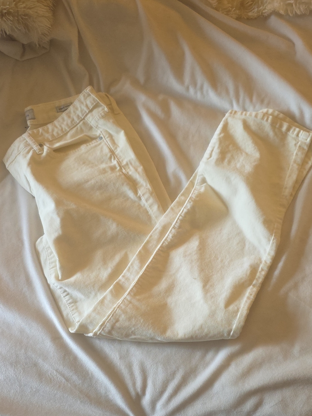Calvin Klein Women's Skinny Corduroy Jeans in Cream